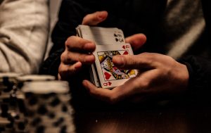 Lire la suite à propos de l’article Comment calculer la variance au poker ?